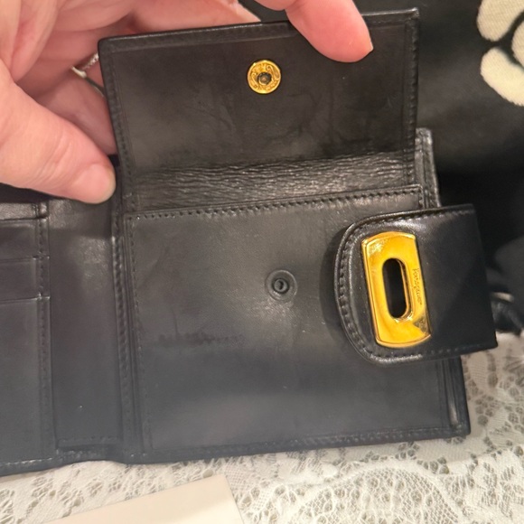 Salvatore Ferragamo Black Leather Wallet - Picture 6 of 6